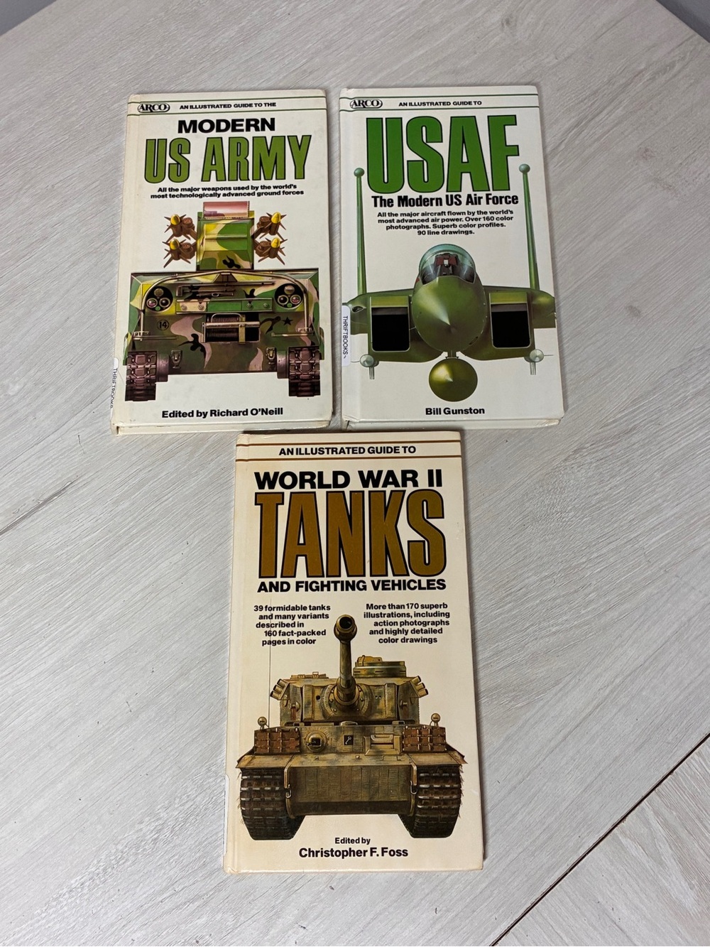 Set of 3 Illustrated Military Guide Richard O'Neill Gunston Foss HB 1981 Arco